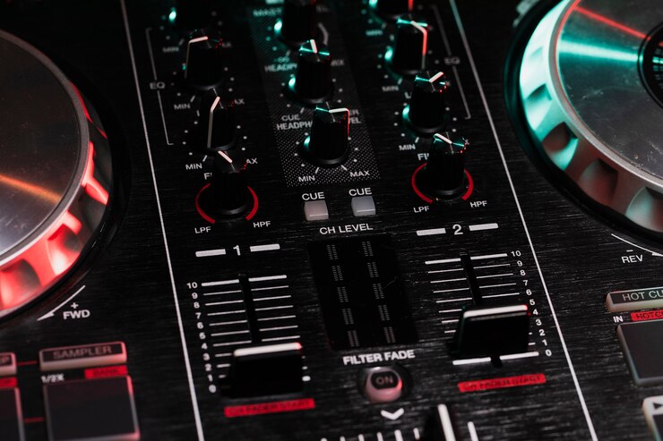 beginner DJ controller