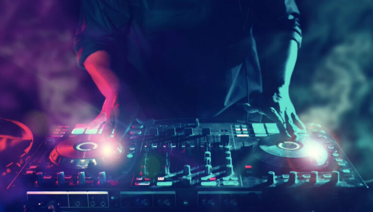 Learn to DJ